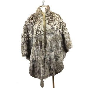 Vintage 1970s-80s Grey Rabbit Fur Cape Bermans